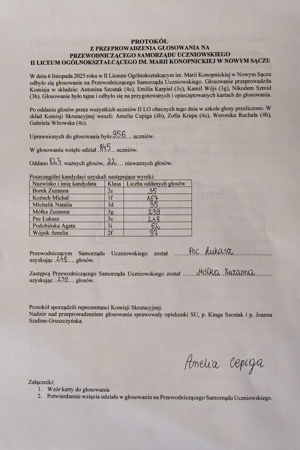 Zdjęcie 06.11.2025 Wybory (31 z 31)51d9f6a4-8258-4c80-9fae-e41c8fd0d23a.jpg w galerii Wybory do Samorządu Uczniowskiego